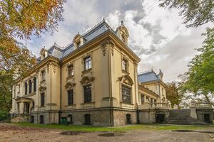 Pałac Schoena Muzeum w Sosnowcu Środuli.jpg