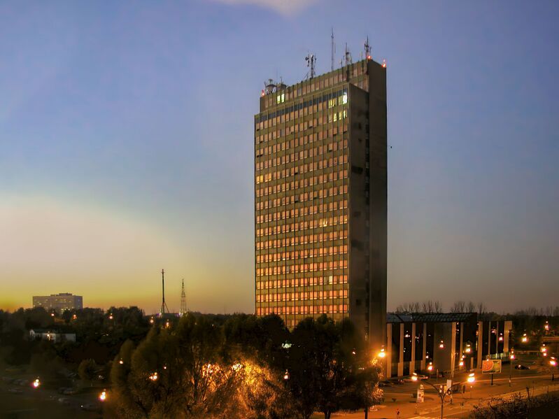 Plik:US wydział nauk o ziemi.jpg